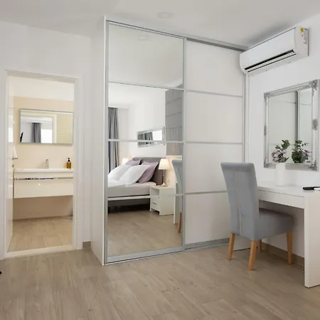 Luka By Interhome *