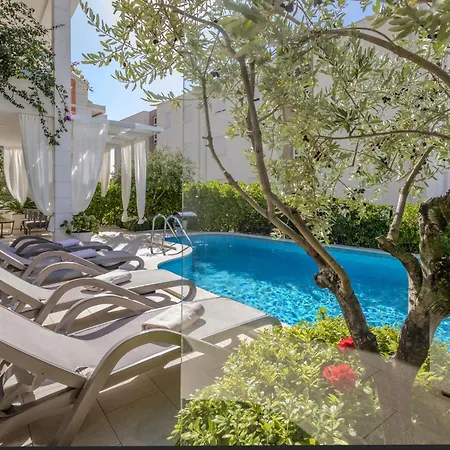 Luka By Interhome Veliko Brdo (Makarska)