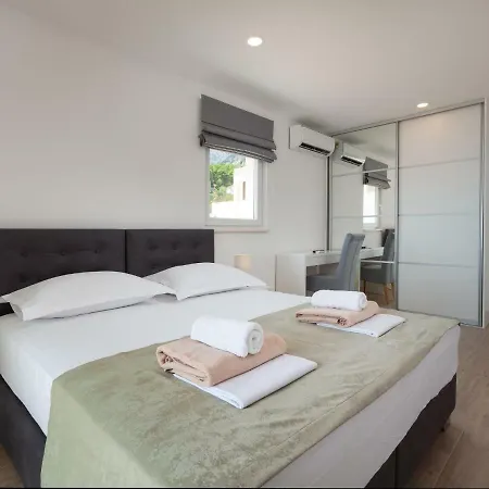 Вилла Luka By Interhome Veliko Brdo (Makarska)